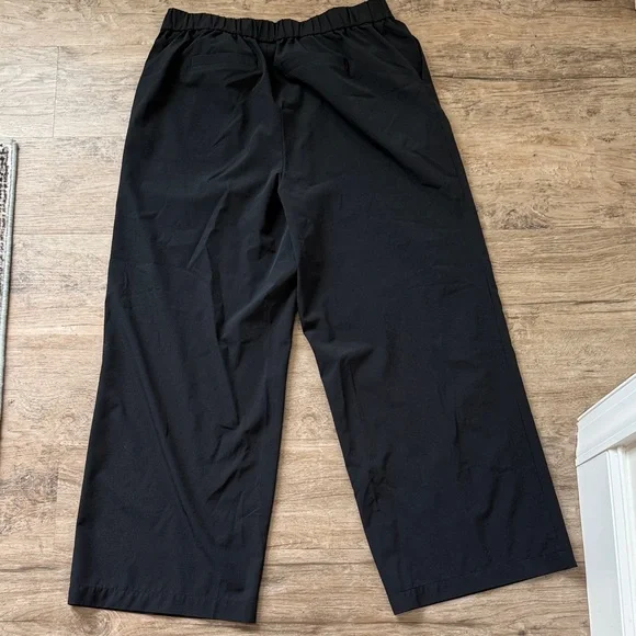 Varley Kayson Black Wide-Leg Pants - Picture 5 of 6